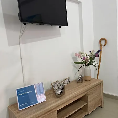 Holiday home Maravel House
